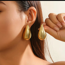 Load image into Gallery viewer, Oversized Water Drop Earrings
